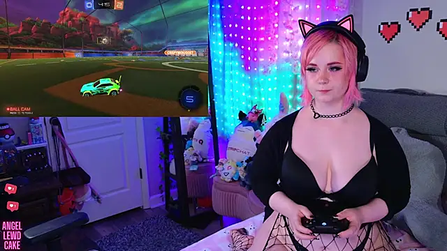 Angel-Lewd-Cake webcam
