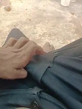 bblackmombaaa (M young) - Masterbation in travels 😇🤞