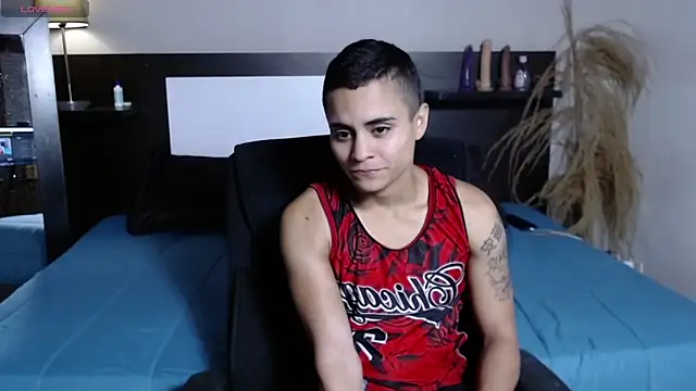 Liiamthompson webcam