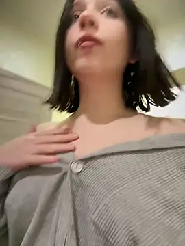 YourLittleDevil webcam