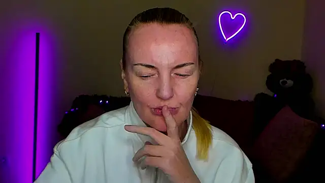 Bella_soulmate webcam