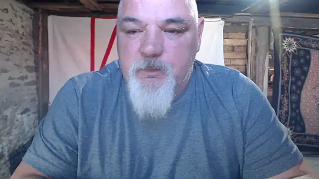 Newfiesausage1972 webcam