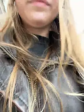 Sunny___Bunny webcam