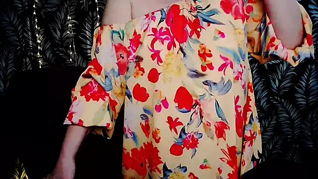 Olivia_playful webcam