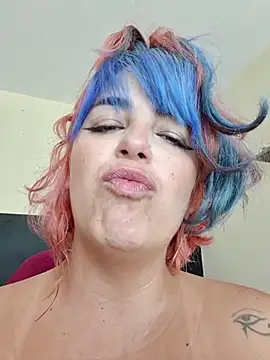 Escarlate4you_ webcam