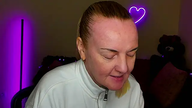 Bella_soulmate webcam