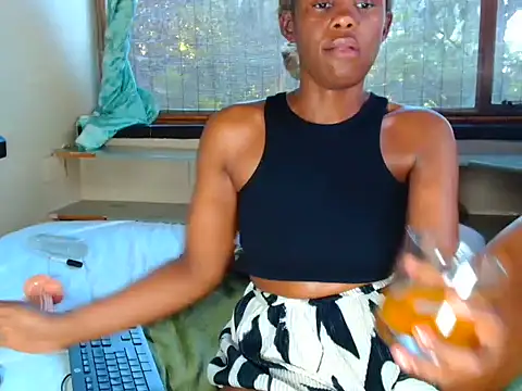 CaramelCandyxx webcam