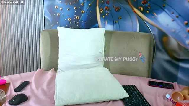 rouxinferno_cr webcam