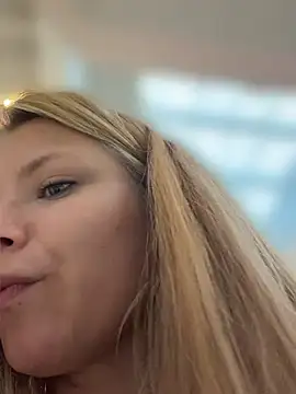 AnastasiaAniess Stripchat cam model