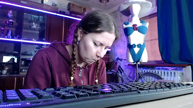 pa1e_pr1ncess - Pa1e_pr1ncess's free webcam - UK Sex Cams