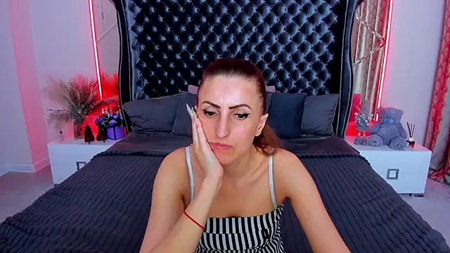 Rebecca_Diamond webcam