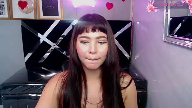 Afrodita_Wild_v webcam