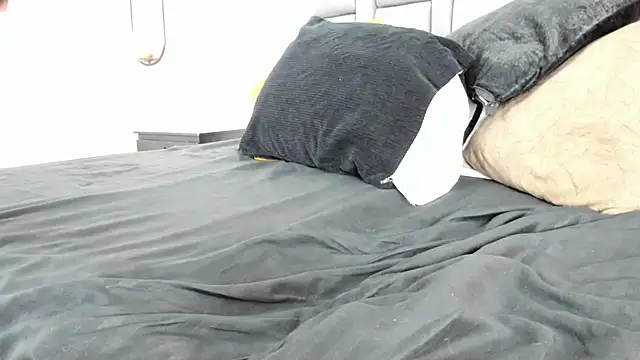 pretty_ariiel webcam