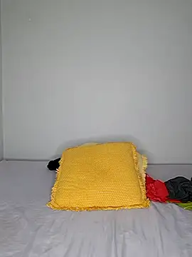 CertifiedhottieXOXO webcam