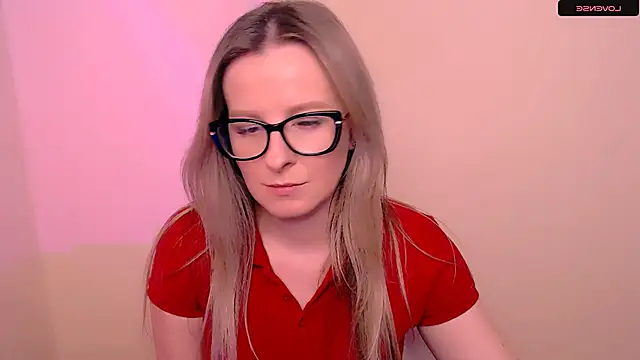 AnnePeach webcam