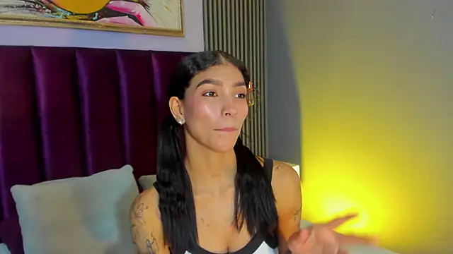 LauraAristizabal webcam