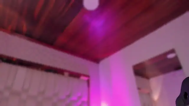 Emmily_Savage webcam