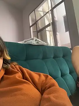 Antonella_Julieta webcam