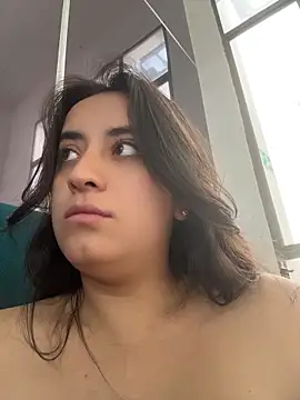 Antonella_Julieta webcam