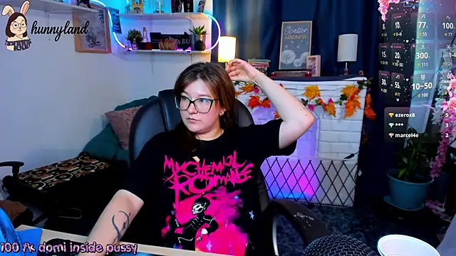 HunnyyLove webcam