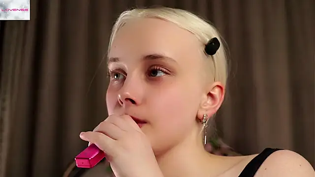 KirstinMcgeady webcam