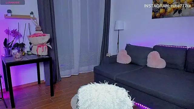 Lui_Cute webcam