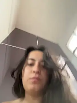 Antonella_Julieta webcam