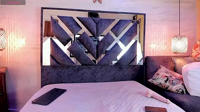 annie_vega17_ webcam