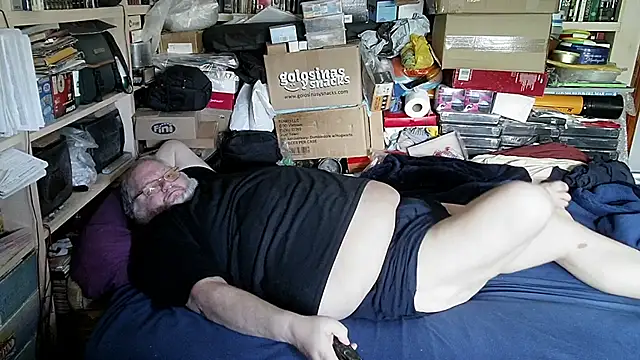 hadeszeuss2 (M mature) - #beardy #big #big-balls #hairy #hd #masturbation #mature #small-audience #small-cock #spanish #spanish-speaking #straight #uncut #white