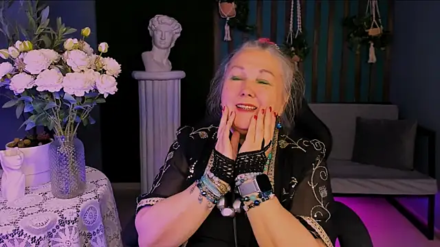 LilaMaharani live sex cam