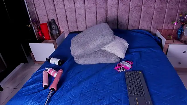 Dahlia_rossee webcam