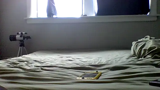 jezone555 (Ask my age) - (More) Tips they help to fund streaming.