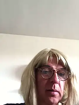 simone_xdressing webcam