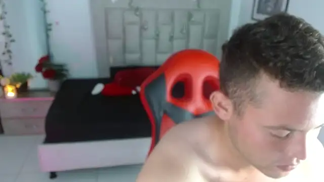 sven_fox723 webcam