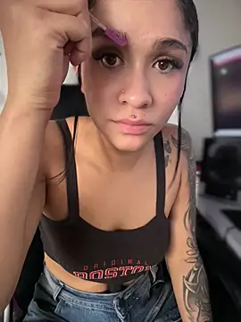 Isabella-Teen webcam