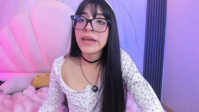 AliiceWonderland_ webcam