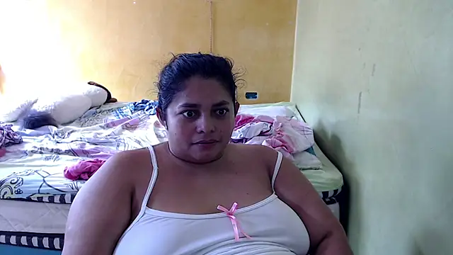 yulieth_bbw webcam