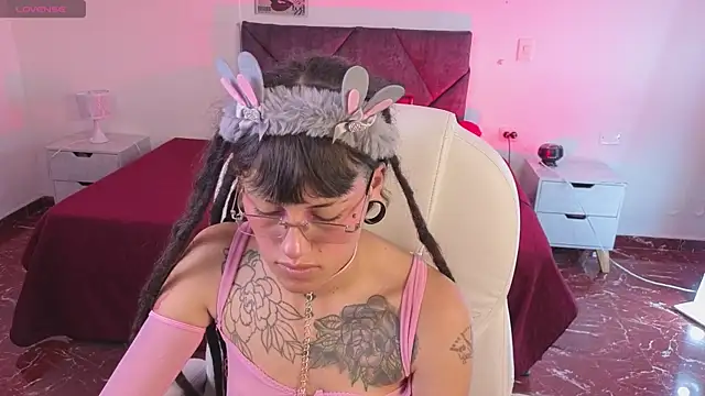 _sharlotte777 webcam