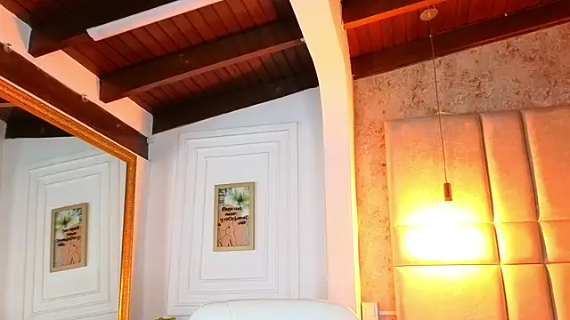 AlessiaLondon webcam