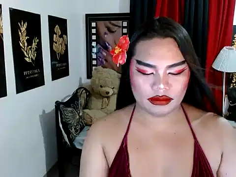 TSbrianaHugeCock webcam