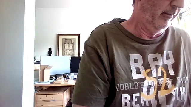 hotlucas66 - HotLucas66's free webcam - UK Sex Cams