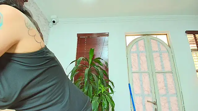 Naughty_Kittenm webcam