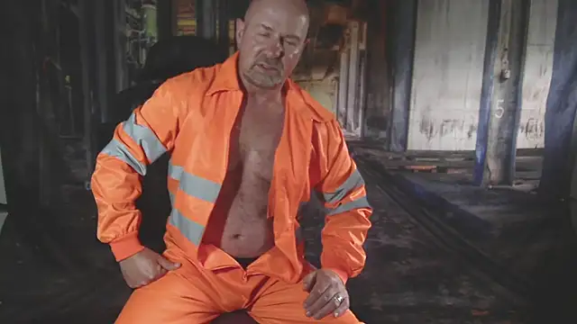 ManlyPrisonGuy webcam