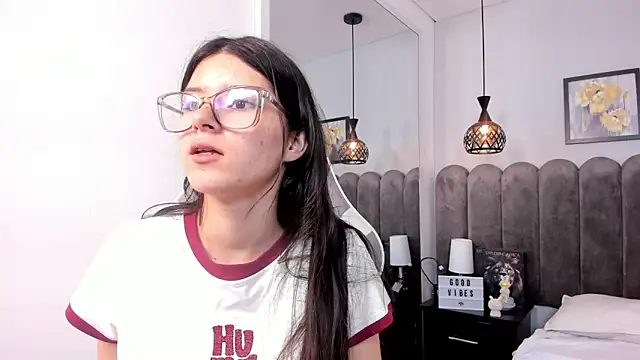 amber_hill_ Stripchat cam model