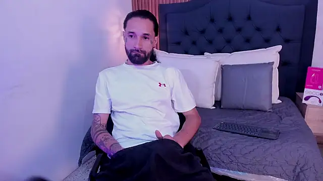 Preview of hisoka_011