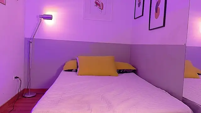 drooling4daddy - Drooling4daddy's free webcam - UK Sex Cams