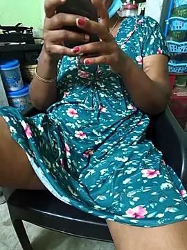 Tamilselviroja- webcam