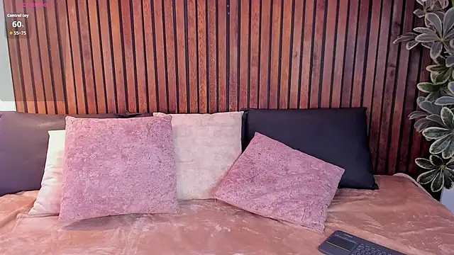 michele_jones webcam