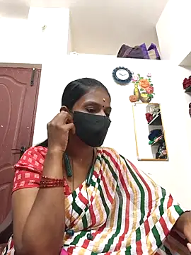 Tamil_Yalini12 webcam