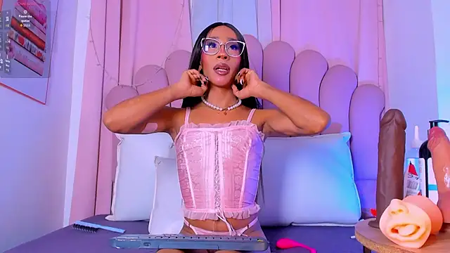 NicoleMadrird webcam